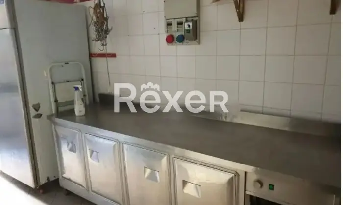 Rexer-Deruta-Locale-commerciale-in-vendita-a-Deruta-Viale-di-Ripabianca-Altro