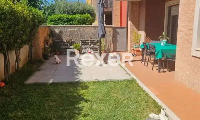 Rexer-Foligno-Foligno-Elegante-appartamento-ristrutturato-con-giardino-privato-di-mq-e-garage-doppio-Altro