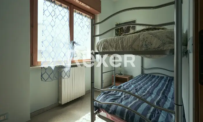 Rexer-LAquila-Villa-bifamiliare-con-due-appartamenti-indipendenti-e-garage-Altro