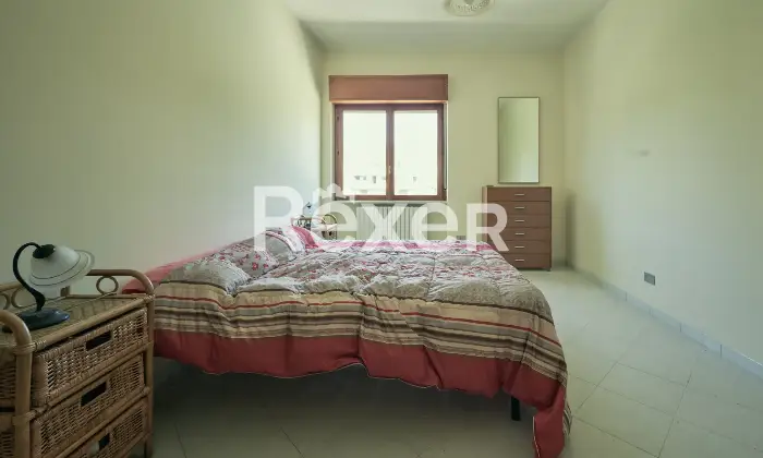Rexer-LAquila-Villa-bifamiliare-con-due-appartamenti-indipendenti-e-garage-Altro
