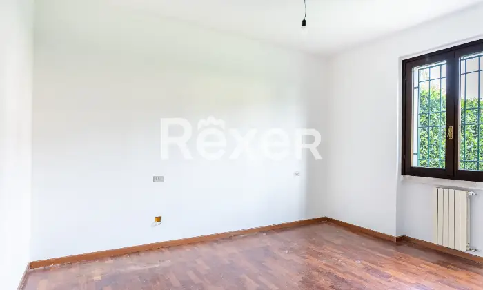Rexer-REZZATO-QUADRILOCALE-PIANO-TERRA-CON-GIARDINO-Altro
