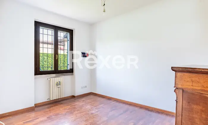 Rexer-REZZATO-QUADRILOCALE-PIANO-TERRA-CON-GIARDINO-Altro