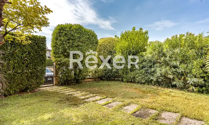Rexer-REZZATO-QUADRILOCALE-PIANO-TERRA-CON-GIARDINO-Altro