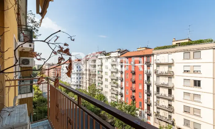 Rexer-Milano-TRE-LOCALI-Altro