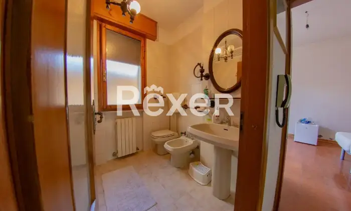 Rexer-Comacchio-Nel-cuore-di-Comacchio-ampia-soluzione-abitativa-con-camere-e-doppio-servizio-Bagno