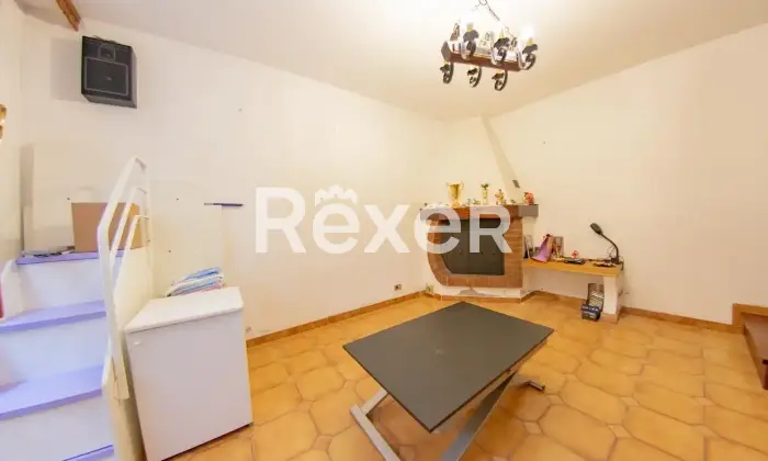 Rexer-Comacchio-Nel-cuore-di-Comacchio-ampia-soluzione-abitativa-con-camere-e-doppio-servizio-Bagno