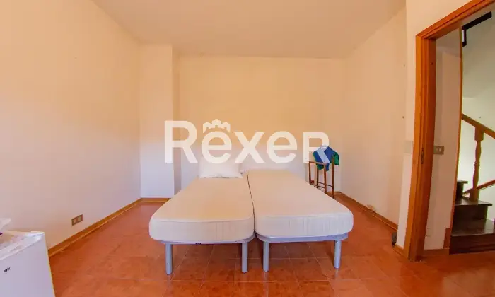Rexer-Comacchio-Nel-cuore-di-Comacchio-ampia-soluzione-abitativa-con-camere-e-doppio-servizio-Cameradalettomatrimoniale