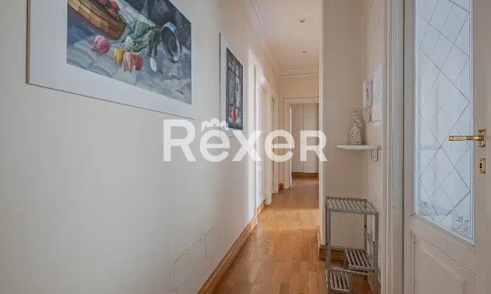 Rexer-Roma-Appartamento-di-rappresentanza-a-due-passi-da-Piazza-del-Popolo-Via-Ferdinando-di-Savoia-Corridoio