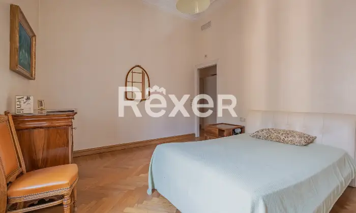 Rexer-Roma-Appartamento-di-rappresentanza-a-due-passi-da-Piazza-del-Popolo-Via-Ferdinando-di-Savoia-Camera
