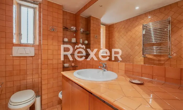 Rexer-Roma-Appartamento-di-rappresentanza-a-due-passi-da-Piazza-del-Popolo-Via-Ferdinando-di-Savoia-Bagno
