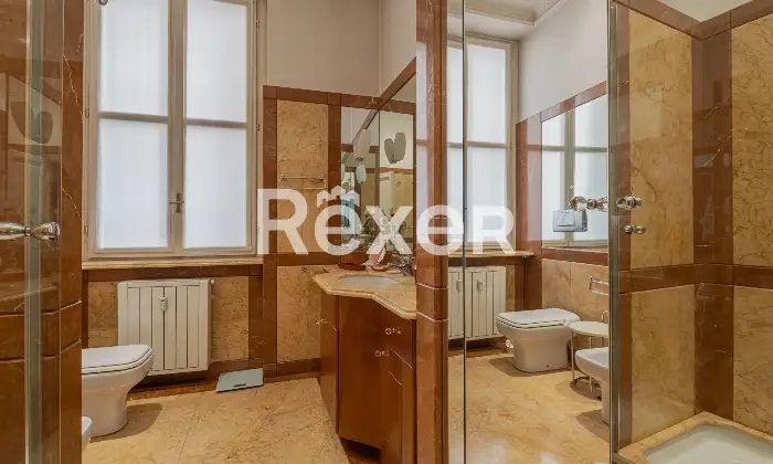 Rexer-Roma-Appartamento-di-rappresentanza-a-due-passi-da-Piazza-del-Popolo-Via-Ferdinando-di-Savoia-Bagno