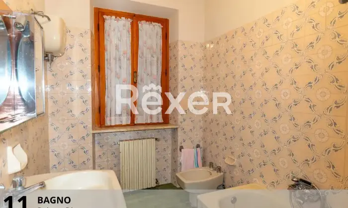 Rexer-Gualdo-Cattaneo-Casa-indipendente-con-tre-appartamenti-ampi-garage-terreno-con-ulivi-e-annessi-Gualdo-Cattaneo-PG-Altro