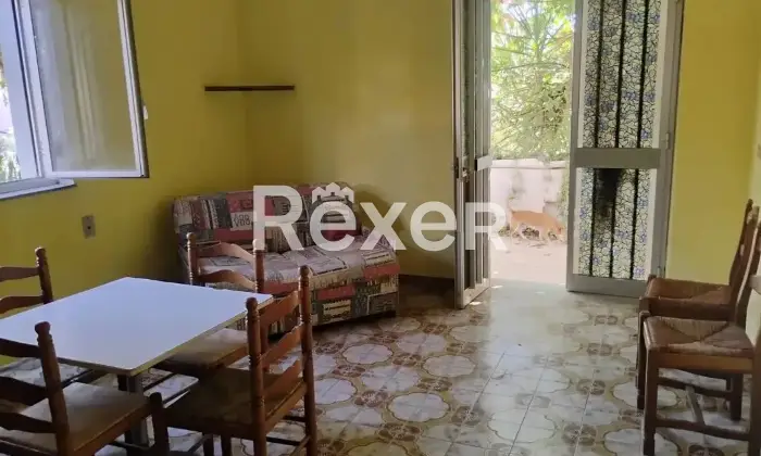 Rexer-Sciacca-Vendesi-villa-con-terrazza-e-serbatoi-dacqua-Via-Eraclea-Sciacca-AG-Altro