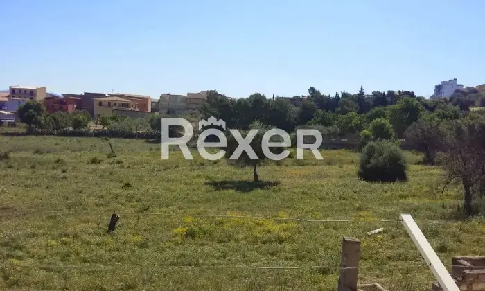 Rexer-Licata-Vendesi-casa-indipendente-con-magazzino-e-secondo-appartamento-al-grezzo-Strada-Donna-Vannina-Licata-AG-Altro