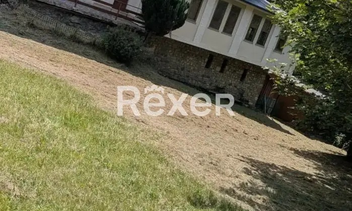 Rexer-Zerba-Casa-indipendente-con-giardino-ampi-spazi-e-possibilit-di-attivit-commerciale-a-Capannette-di-Pej-Zerba-Altro