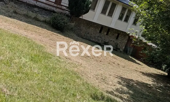 Rexer-Zerba-Casa-indipendente-con-giardino-ampi-spazi-e-possibilit-di-attivit-commerciale-a-Capannette-di-Pej-Zerba-Altro