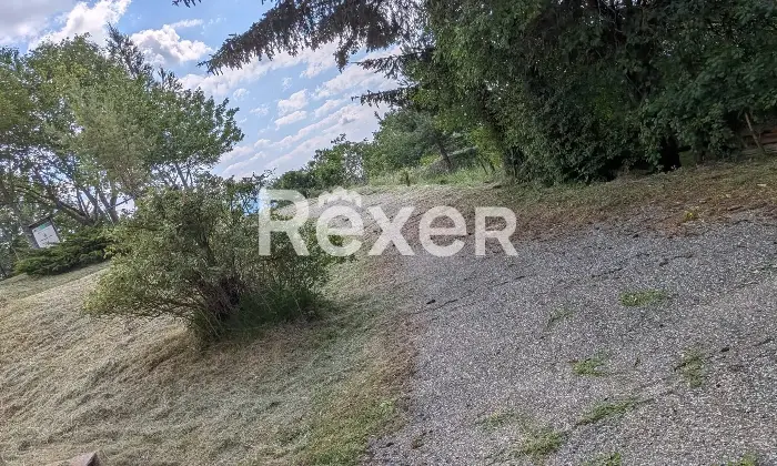 Rexer-Zerba-Casa-indipendente-con-giardino-ampi-spazi-e-possibilit-di-attivit-commerciale-a-Capannette-di-Pej-Zerba-Altro