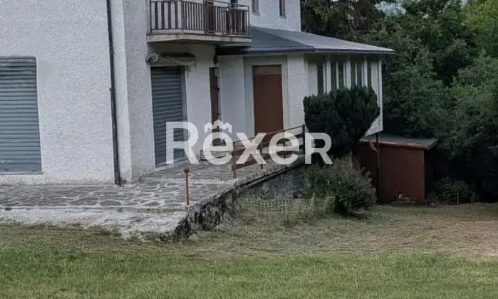 Rexer-Zerba-Casa-indipendente-con-giardino-ampi-spazi-e-possibilit-di-attivit-commerciale-a-Capannette-di-Pej-Zerba-Altro