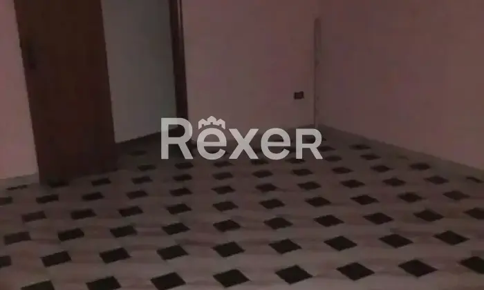 Rexer-Niscemi-Vendesi-appartamento-con-balconi-Via-Basilicata-Niscemi-CL-Altro