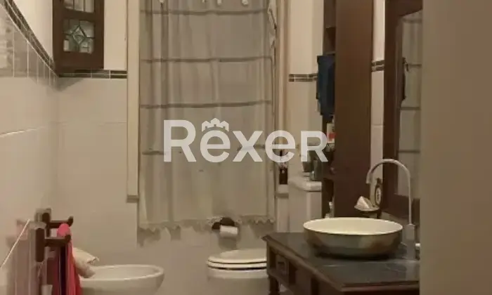 Rexer-Catania-Ampio-e-luminoso-quadrilocale-di-mq-con-ascensore-e-servizio-di-portierato-Catania-Altro