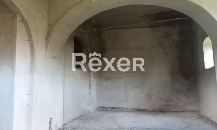 Rexer-Apollosa-Vendesi-ex-mulino-storico-allo-stato-grezzo-Via-Appia-Apollosa-BN-Altro