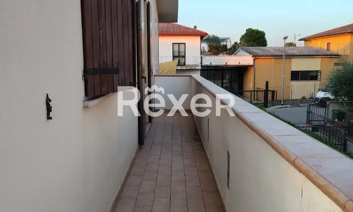 Rexer-Terre-del-Reno-Vendesi-villa-bifamiliare-con-due-unit-indipendenti-giardino-e-impianti-fotovoltaici-Via-Enzo-Masetti-Terre-del-Reno-FE-Altro