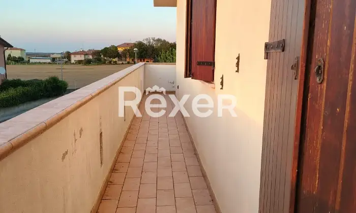 Rexer-Terre-del-Reno-Vendesi-villa-bifamiliare-con-due-unit-indipendenti-giardino-e-impianti-fotovoltaici-Via-Enzo-Masetti-Terre-del-Reno-FE-Altro