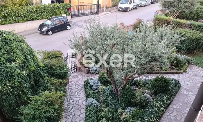 Rexer-Terre-del-Reno-Vendesi-villa-bifamiliare-con-due-unit-indipendenti-giardino-e-impianti-fotovoltaici-Via-Enzo-Masetti-Terre-del-Reno-FE-Altro