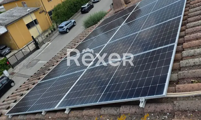 Rexer-Terre-del-Reno-Vendesi-villa-bifamiliare-con-due-unit-indipendenti-giardino-e-impianti-fotovoltaici-Via-Enzo-Masetti-Terre-del-Reno-FE-Altro