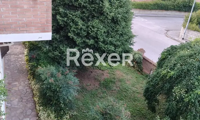 Rexer-Terre-del-Reno-Vendesi-villa-bifamiliare-con-due-unit-indipendenti-giardino-e-impianti-fotovoltaici-Via-Enzo-Masetti-Terre-del-Reno-FE-Altro