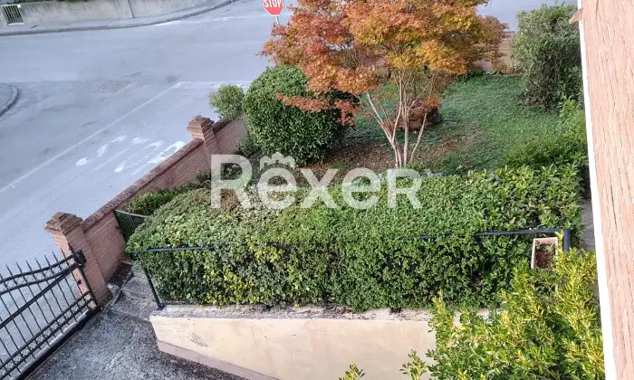 Rexer-Terre-del-Reno-Vendesi-villa-bifamiliare-con-due-unit-indipendenti-giardino-e-impianti-fotovoltaici-Via-Enzo-Masetti-Terre-del-Reno-FE-Altro