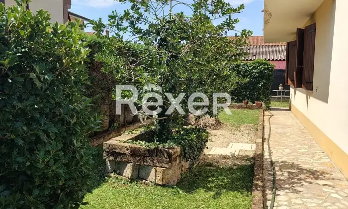 Rexer-Terre-del-Reno-Vendesi-villa-bifamiliare-con-due-unit-indipendenti-giardino-e-impianti-fotovoltaici-Via-Enzo-Masetti-Terre-del-Reno-FE-Altro
