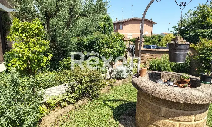 Rexer-Terre-del-Reno-Vendesi-villa-bifamiliare-con-due-unit-indipendenti-giardino-e-impianti-fotovoltaici-Via-Enzo-Masetti-Terre-del-Reno-FE-Altro