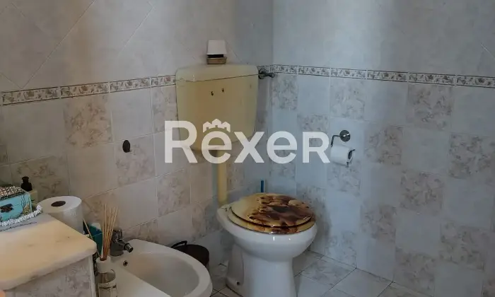 Rexer-Terre-del-Reno-Vendesi-villa-bifamiliare-con-due-unit-indipendenti-giardino-e-impianti-fotovoltaici-Via-Enzo-Masetti-Terre-del-Reno-FE-Altro