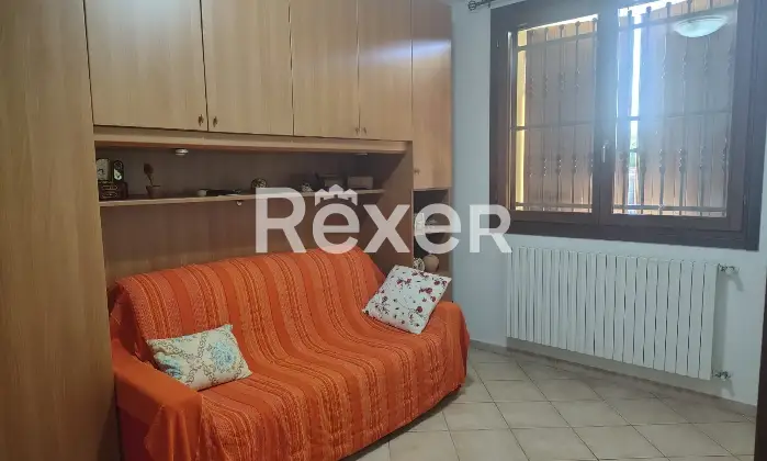 Rexer-Terre-del-Reno-Vendesi-villa-bifamiliare-con-due-unit-indipendenti-giardino-e-impianti-fotovoltaici-Via-Enzo-Masetti-Terre-del-Reno-FE-Altro