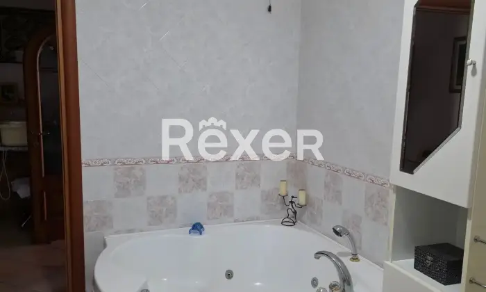 Rexer-Terre-del-Reno-Vendesi-villa-bifamiliare-con-due-unit-indipendenti-giardino-e-impianti-fotovoltaici-Via-Enzo-Masetti-Terre-del-Reno-FE-Altro