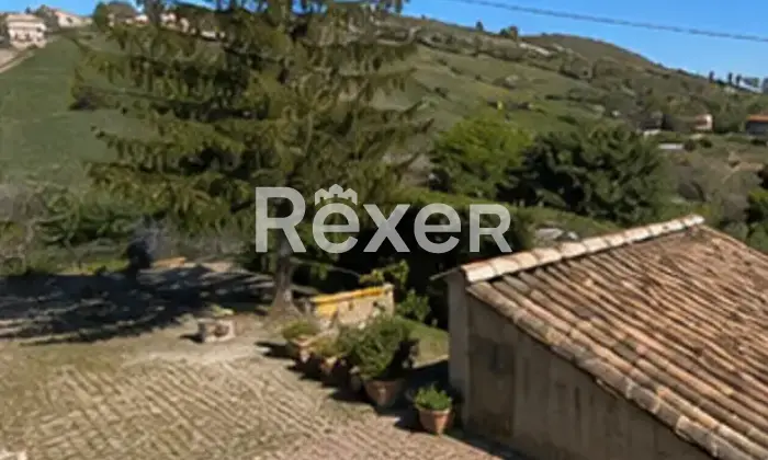 Rexer-san-giovanni-teatino-Vendesi-casa-di-campagna-con-veranda-e-cantina-Via-Salerno-San-Giovanni-Teatino-CH-Altro