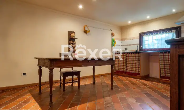 Rexer-Giove-Casa-indipendente-con-terreno-in-vendita-Vocabolo-Fonteviva-Giove-Altro