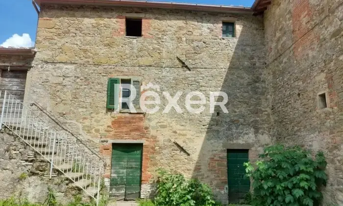 Rexer-Monte-Santa-Maria-Tiberina-Vendesi-dimora-storica-quattrocentesca-con-terreno-Via-Prato-Monte-Santa-Maria-Tiberina-PG-Altro