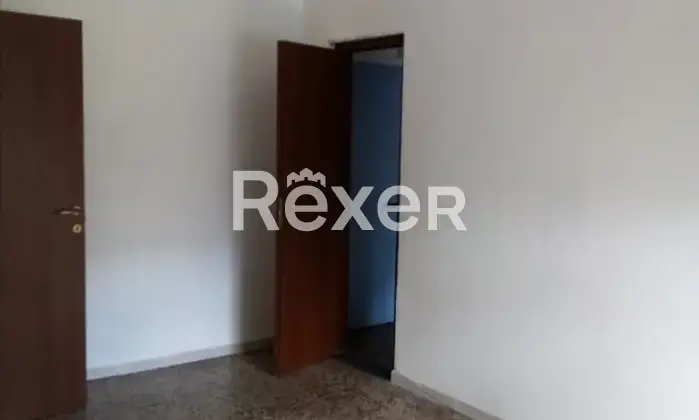 Rexer-Genova-Alloggio-salita-pino-sottano-adiacenze-via-geirato-genova-Altro