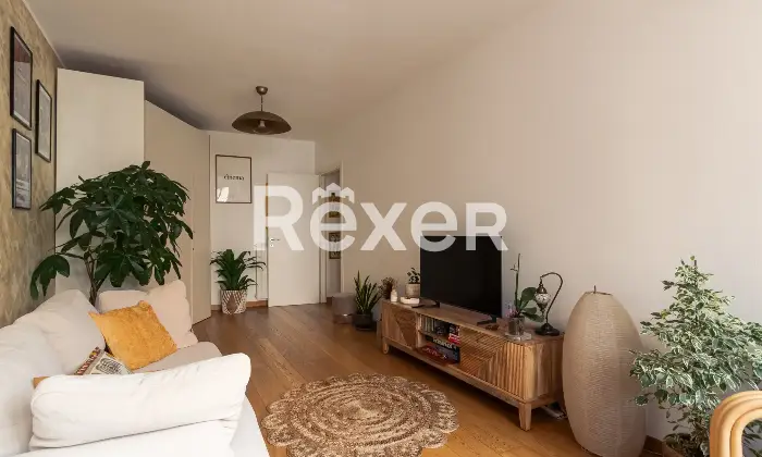 Rexer-Milano-Appartamento-di-mq-con-terrazzo-Via-Gerolamo-Rovetta-Milano-Altro