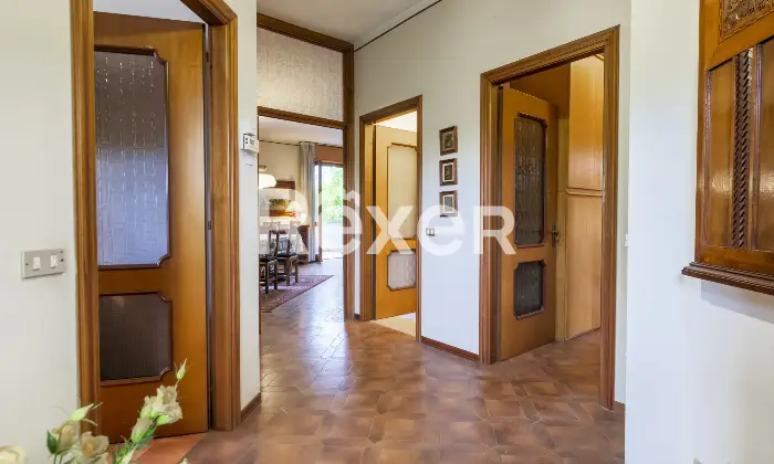 Rexer-Vaprio-dAdda-Villa-unifamiliare-con-giardino-privato-Corridoio