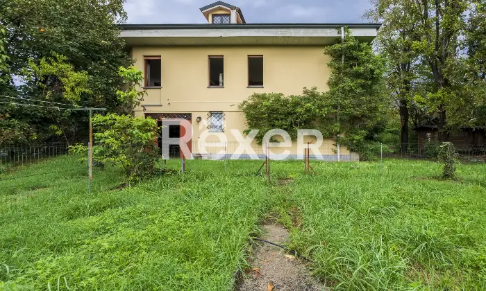 Rexer-Vaprio-dAdda-Villa-unifamiliare-con-giardino-privato-Esterno