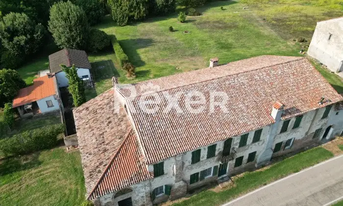 Rexer-Frassinelle-Polesine-Corte-storica-Ca-Pesaro-del-con-ampi-terreni-e-grandi-potenzialit-a-Frassinelle-Polesine-Altro