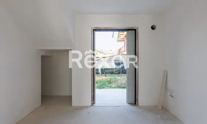 Rexer-Legnaro-Porzione-di-testa-di-trifamiliare-in-costruzione-Altro