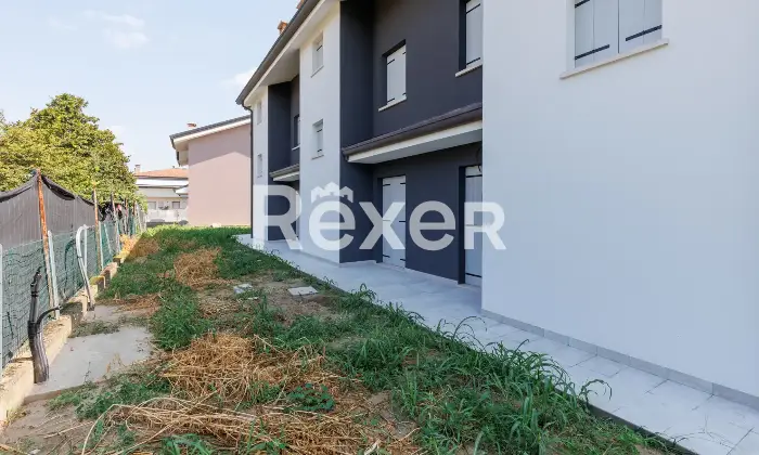 Rexer-Legnaro-Porzione-di-testa-di-trifamiliare-in-costruzione-Altro