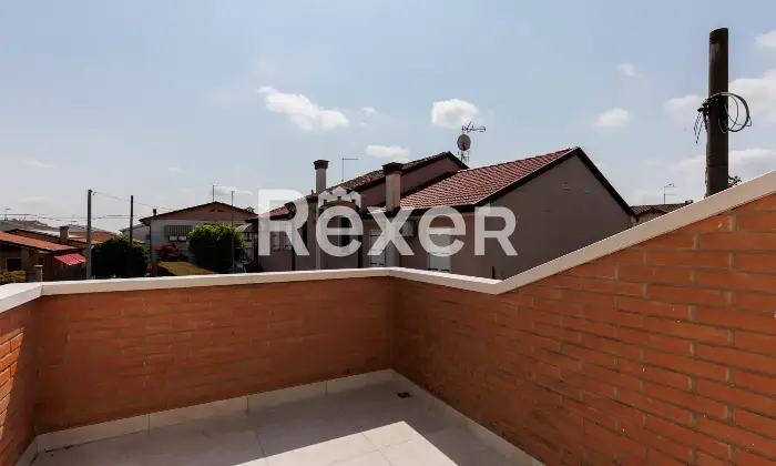 Rexer-Legnaro-Porzione-di-testa-di-trifamiliare-in-costruzione-Altro