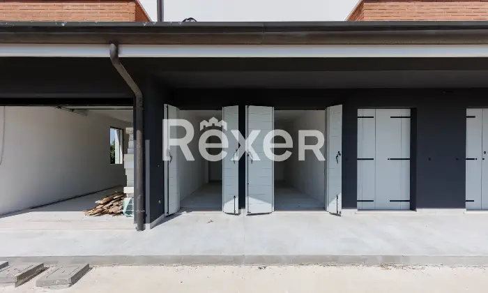 Rexer-Legnaro-Porzione-di-testa-di-trifamiliare-in-costruzione-Altro