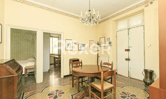 Rexer-Genova-PARTICOLARE-APPARTAMENTO-CON-INGRESSO-INDIPENDENTE-E-GIARDINO-Altro
