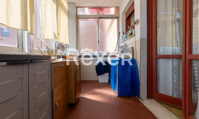 Rexer-Livorno-Appartamento-con-cantina-Veranda